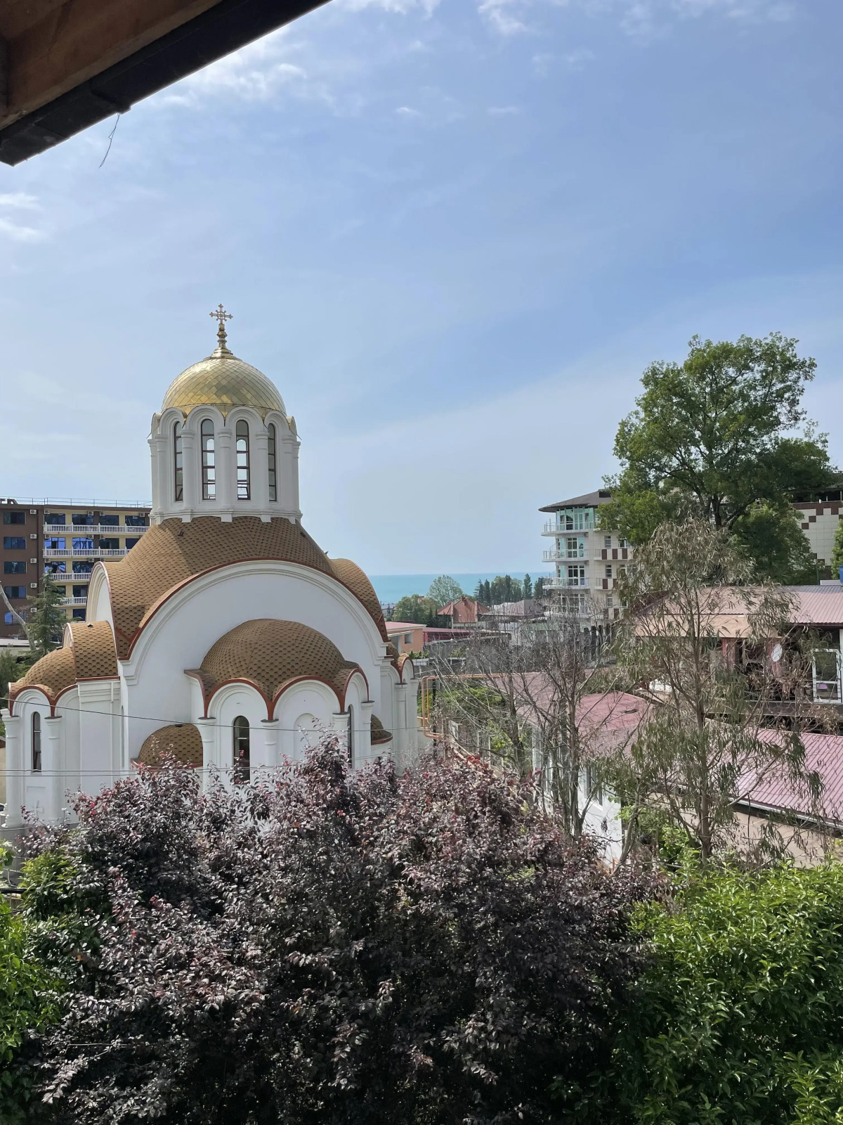 Апартаменты Стандартные трехместные с ванной комнатой