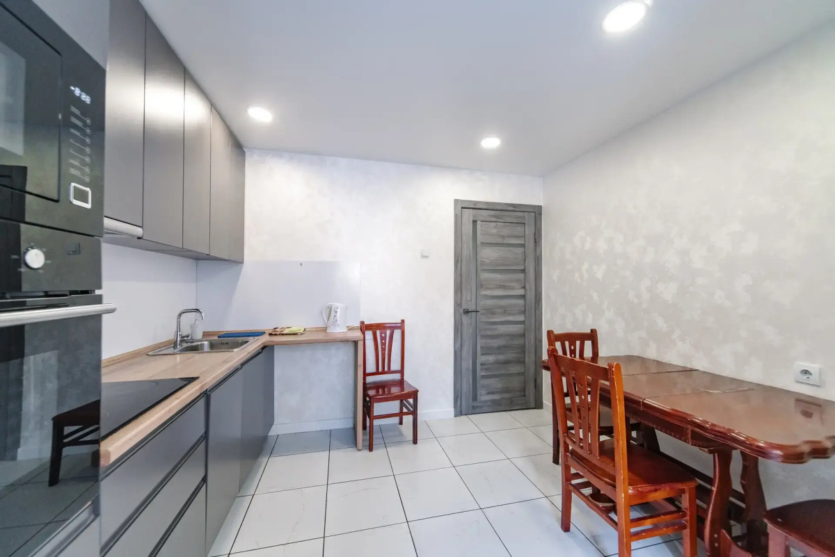 Квартира Амурская 69