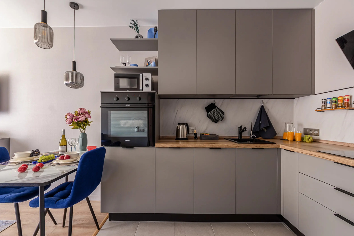 Апартаменты Евро-2 у м. Лесная