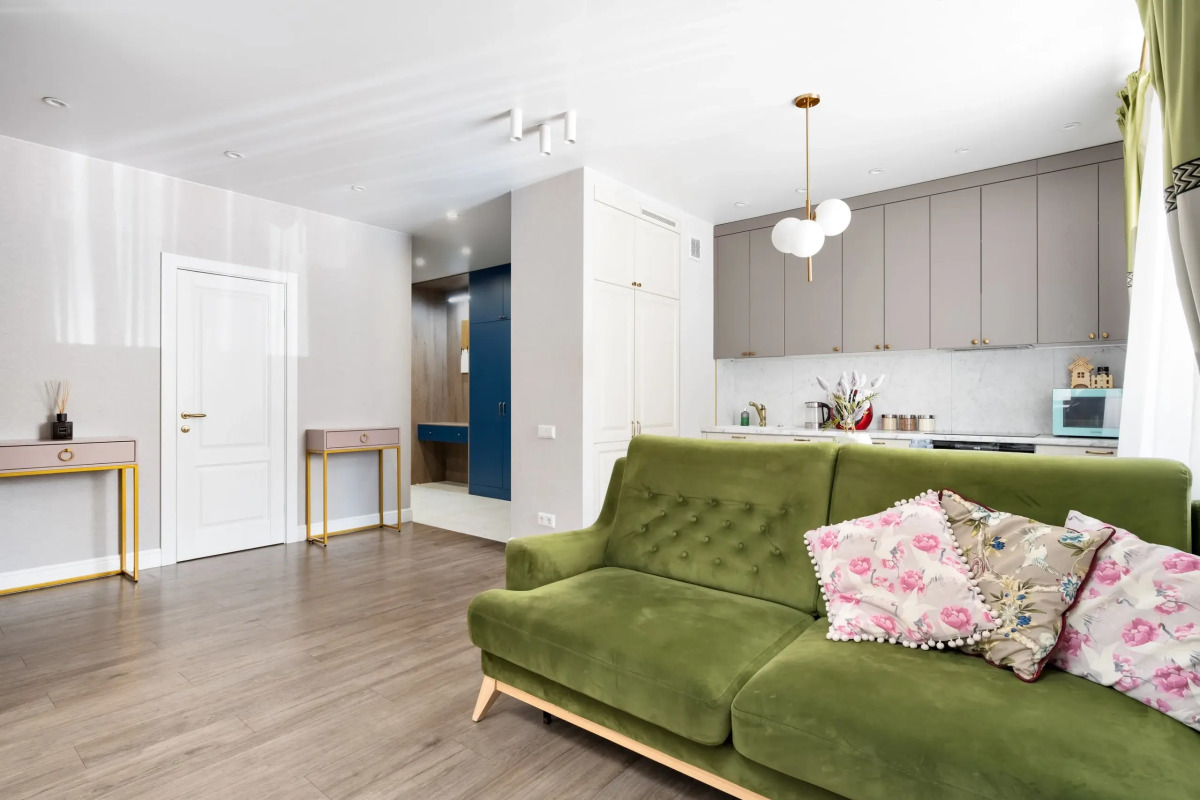 Квартира Трехкомнатная студия в ЖК Сосновый Бор