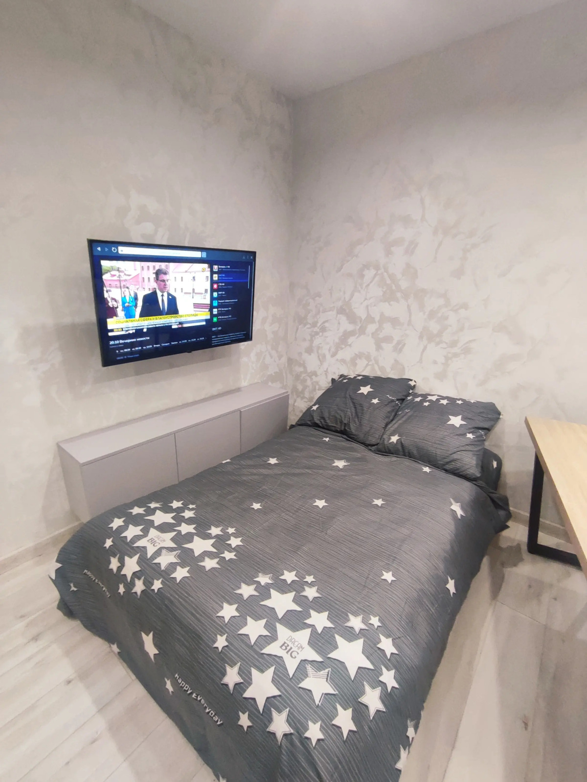 Квартира Студия в Минск Мир новая