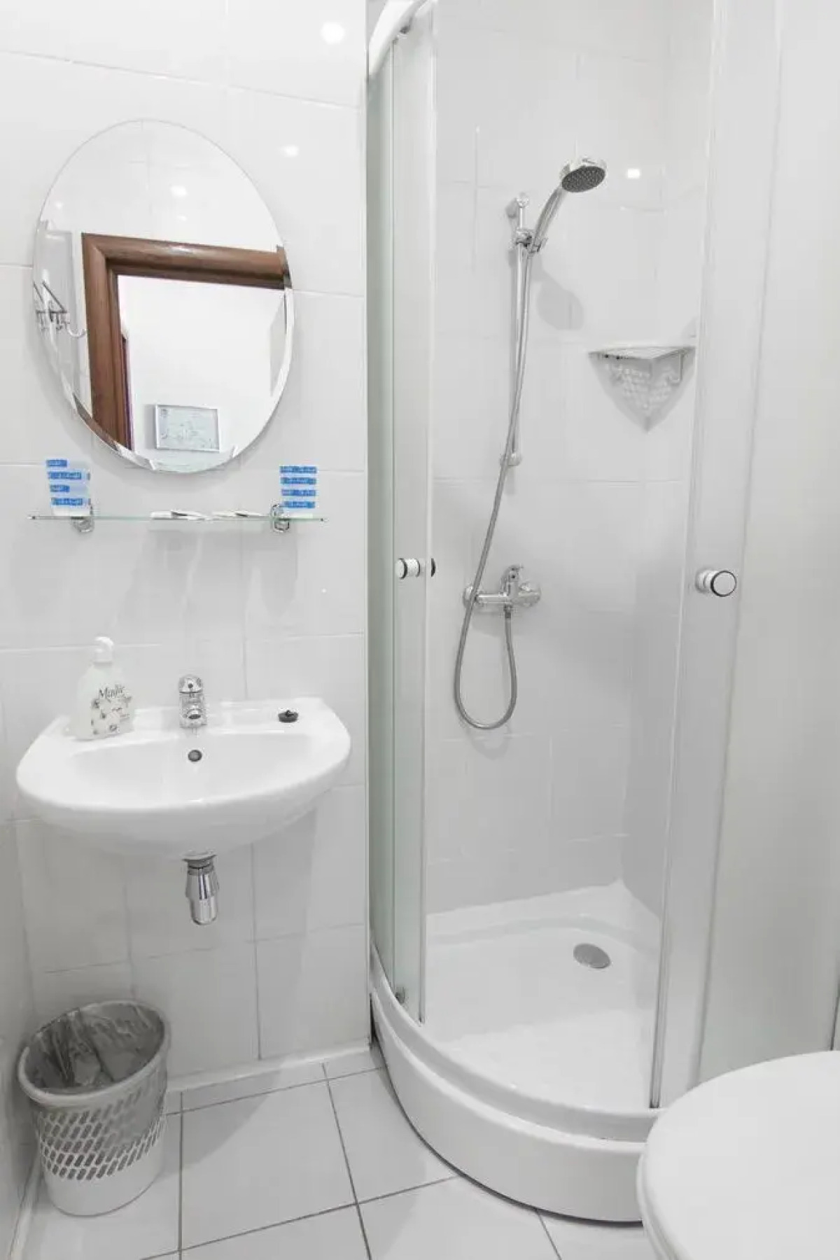 Мебелированные комнаты Невский 3