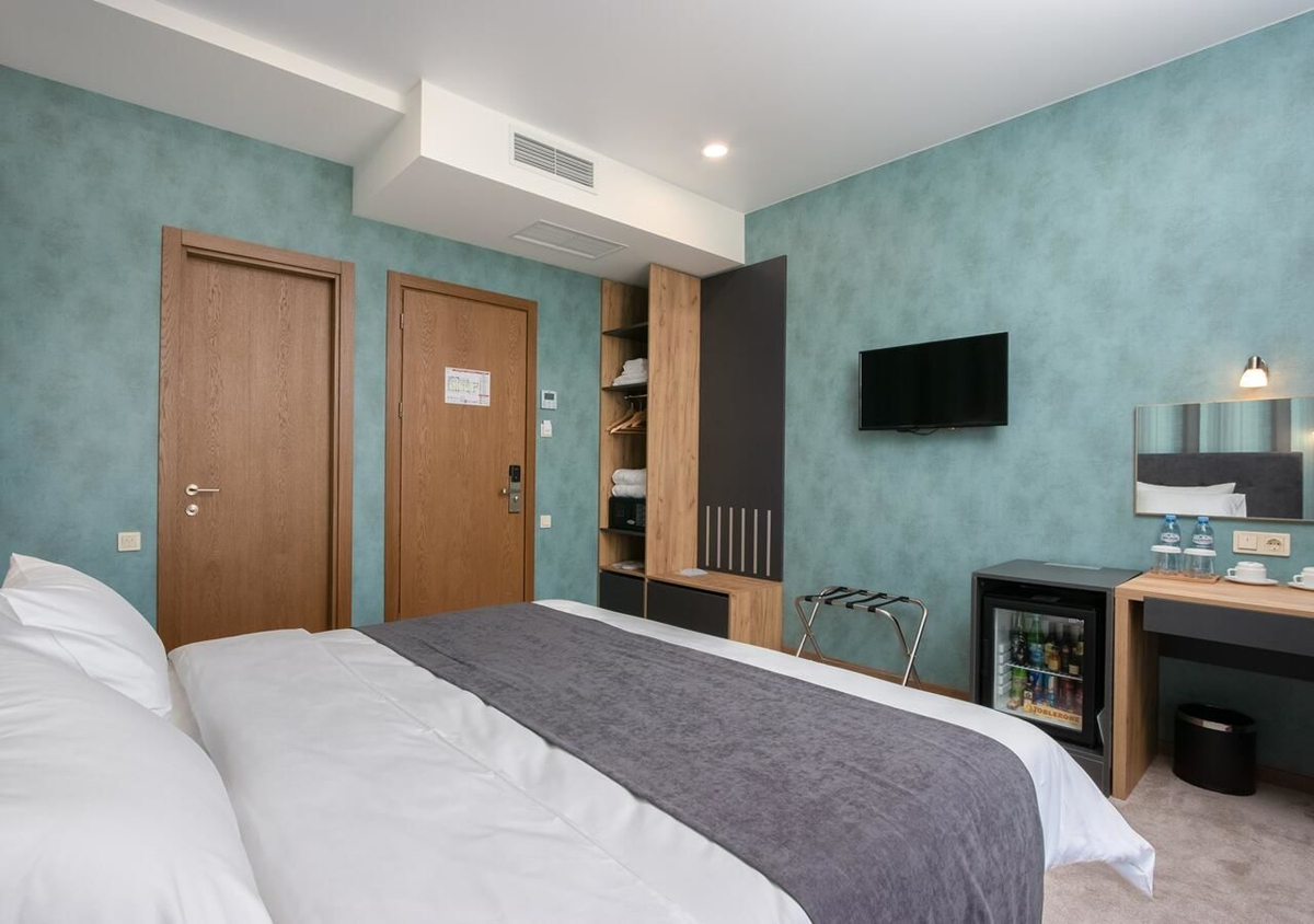 Brooch Boutique Hotel