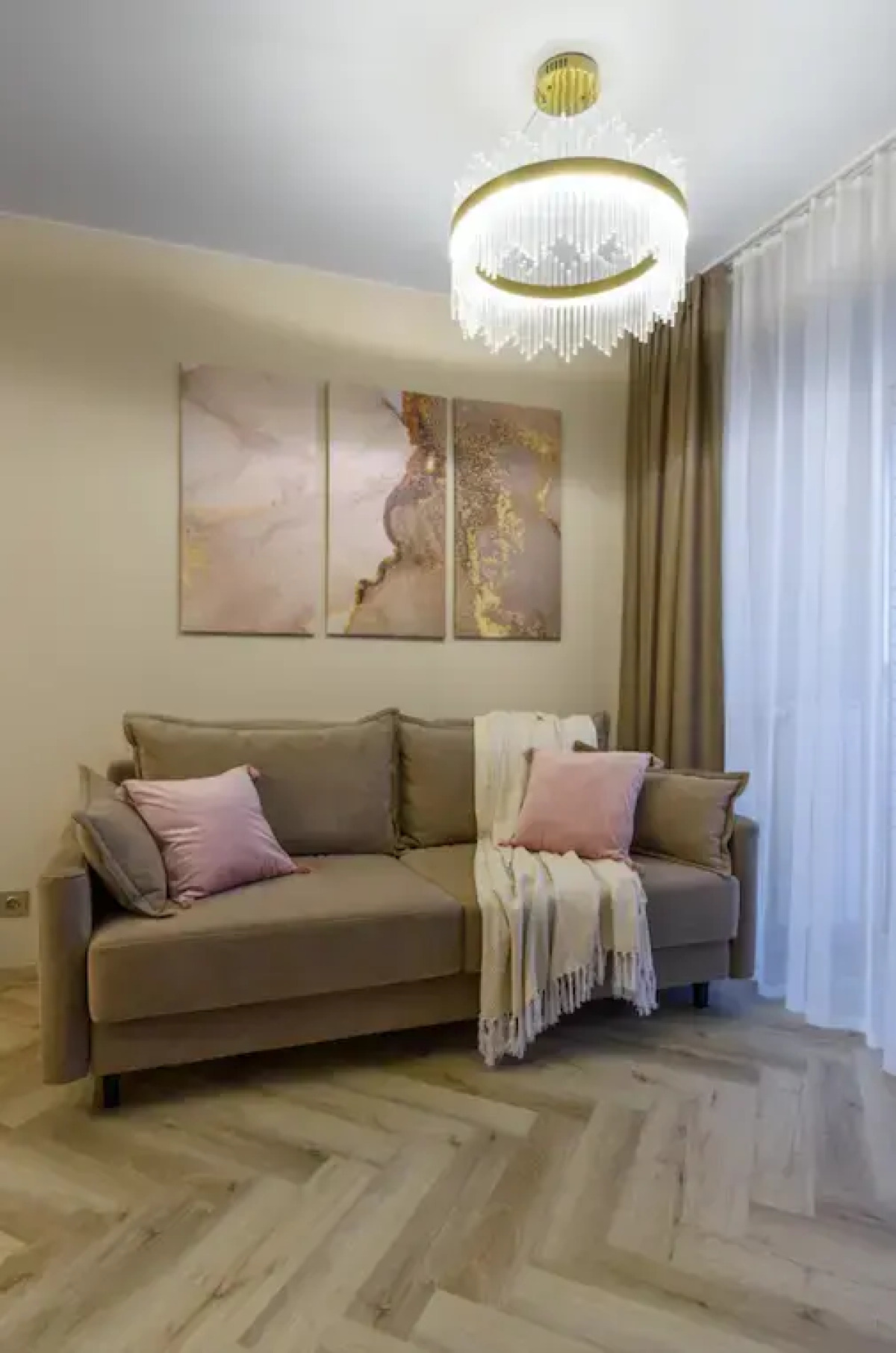 Апартаменты KrasLoft в ЖК Бульвар Цветов на 4 человек