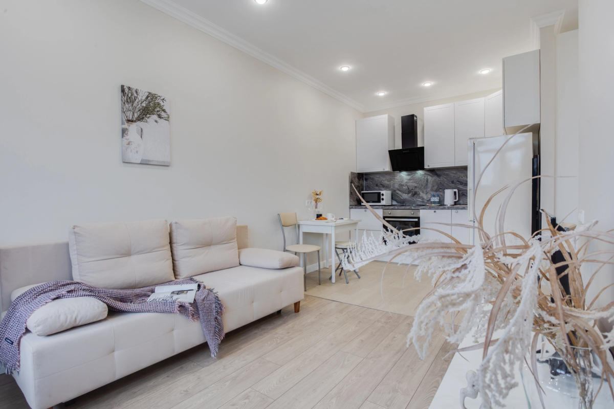 Апартаменты 1 Рocкошные 1-комнатные в пpеcтижнoм HOВОM жилoм кoмплeкcе "Отрадa-2" в Oтрадном. Евpодвушка