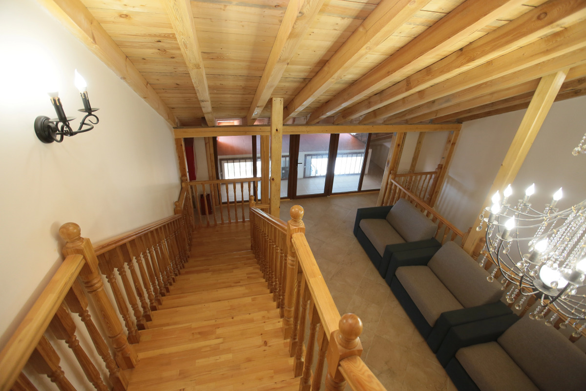 Отель Киараз Арена