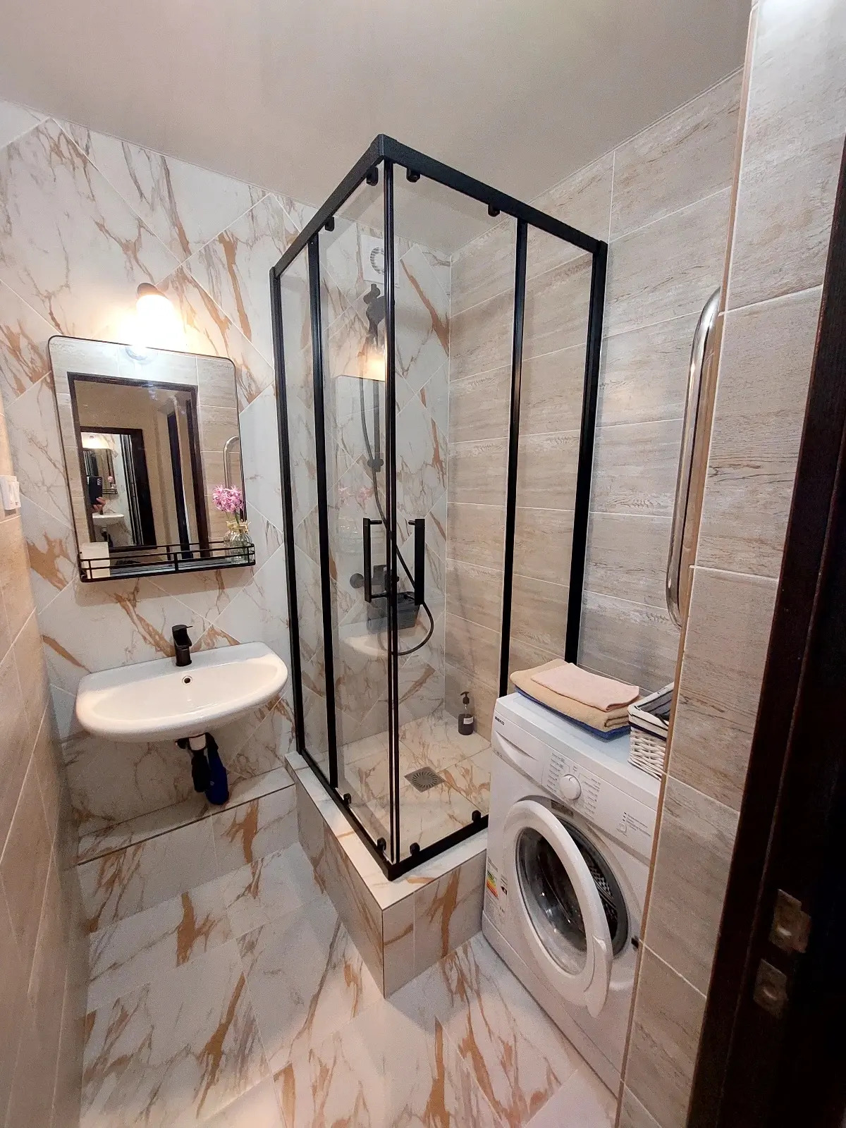 Апартаменты Квартира в центре рядом с набережной и канатной дорогой