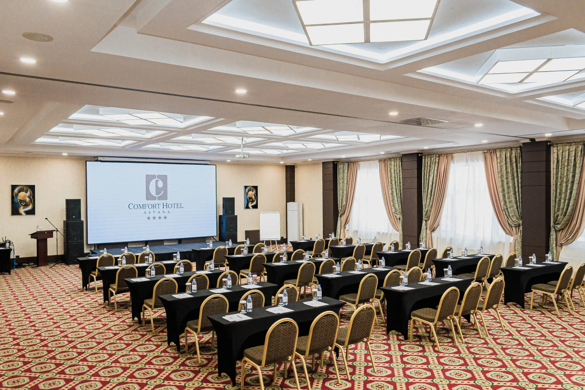 Отель Comfort Astana