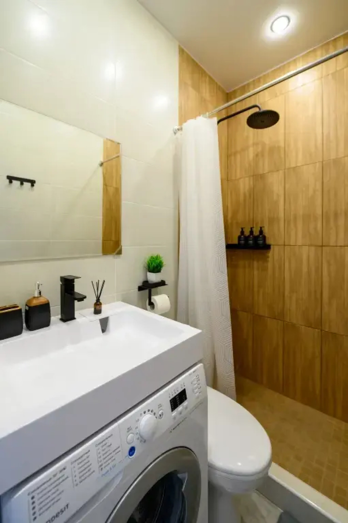 Апартаменты 1 Ткацкая 407/5