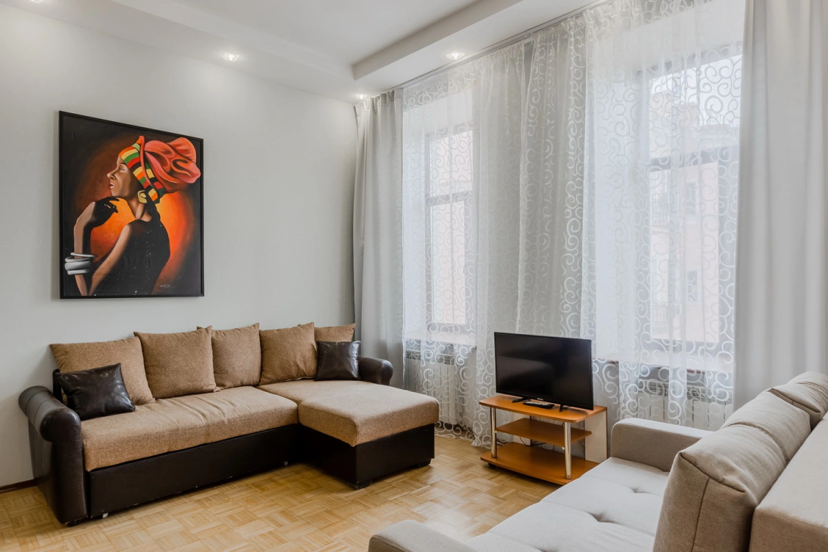 Апартаменты SpbStay с сауной на Невском проспекте 90