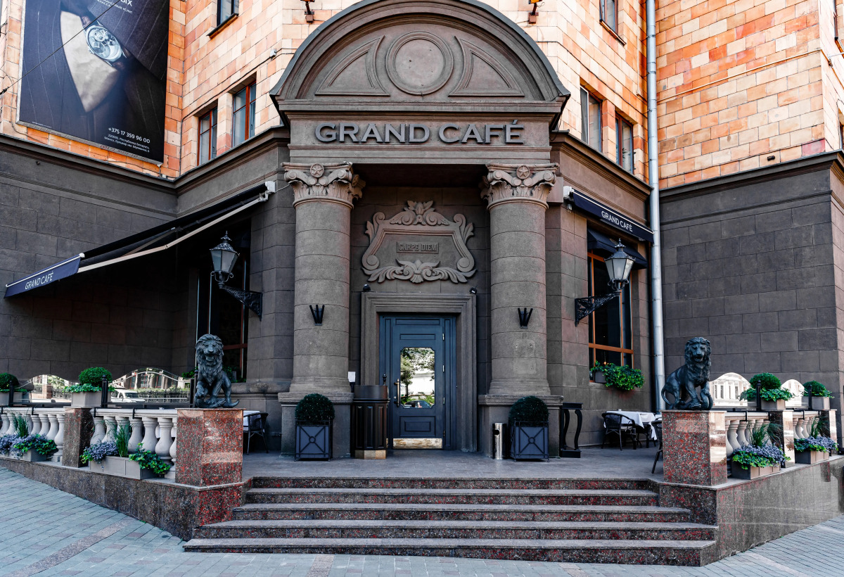 Апартаменты InterLoft 1 Old Town Free Parking Wi-Fi 100/50 Smart TV