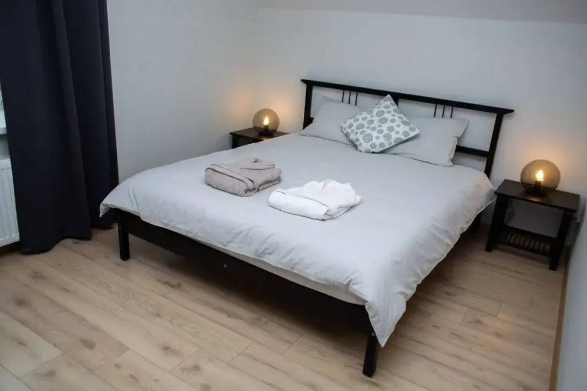 Квартира двухкомнатная с видом на Лавру