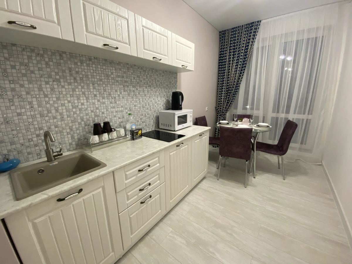 Апартаменты Коммунистческая 98/1