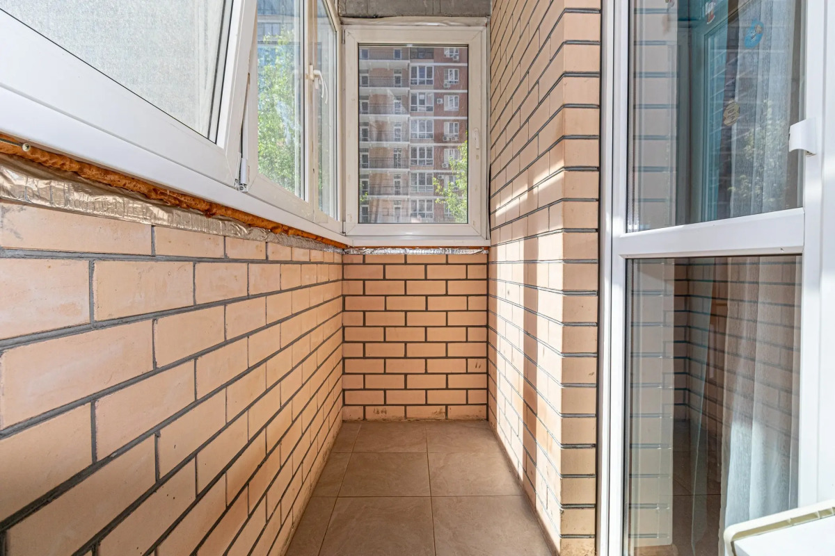 Апартаменты С Новым Ремонтом Возле Парка Краснодар