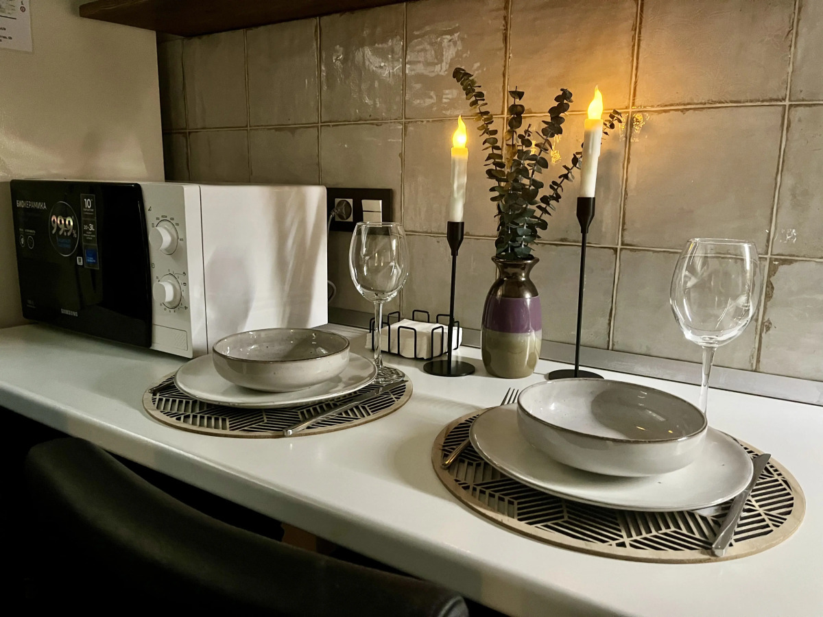 Апартаменты с проектором на Петрозаводской 85/75