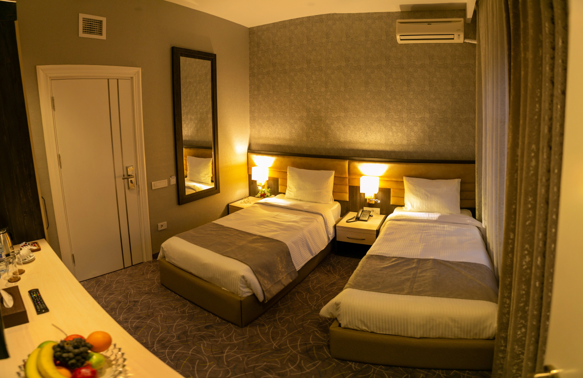 Отель Parkway Inn Hotel & Spa