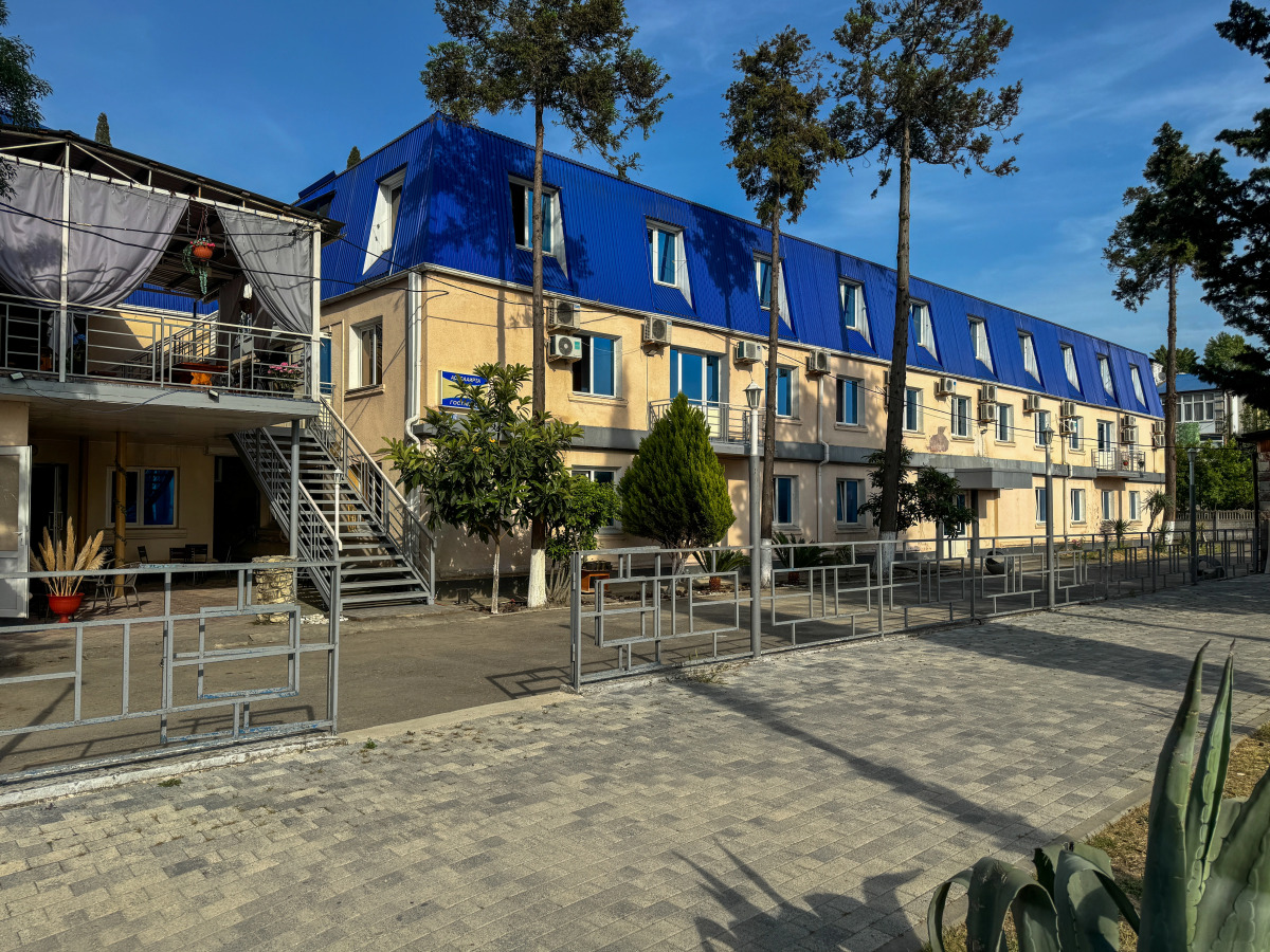 Курортный отель Мега