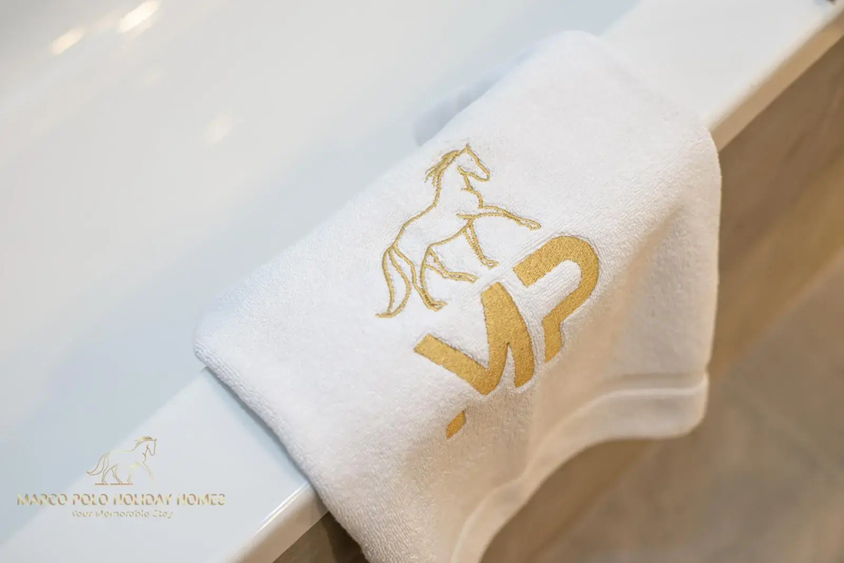 Апартаменты Marco Polo Fancy Marina Getaway With Mesmerizing Views