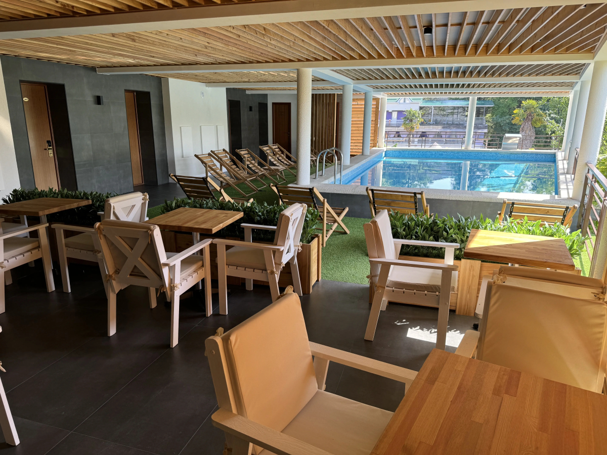 Отель Бристоль