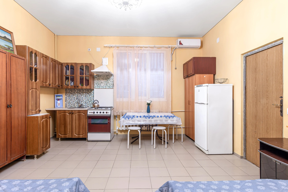 Частный дом с огороженной территорией от посторонних глаз