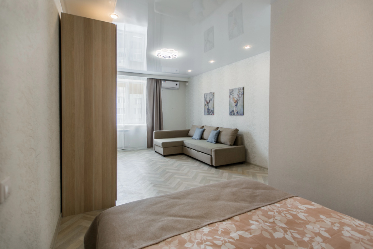 Квартира Чистопольская 85А