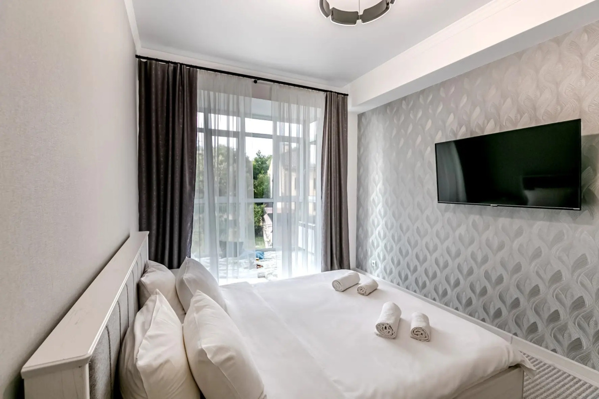 Апартаменты Мята Ирины Савельевой - У входа в парк к долине роз