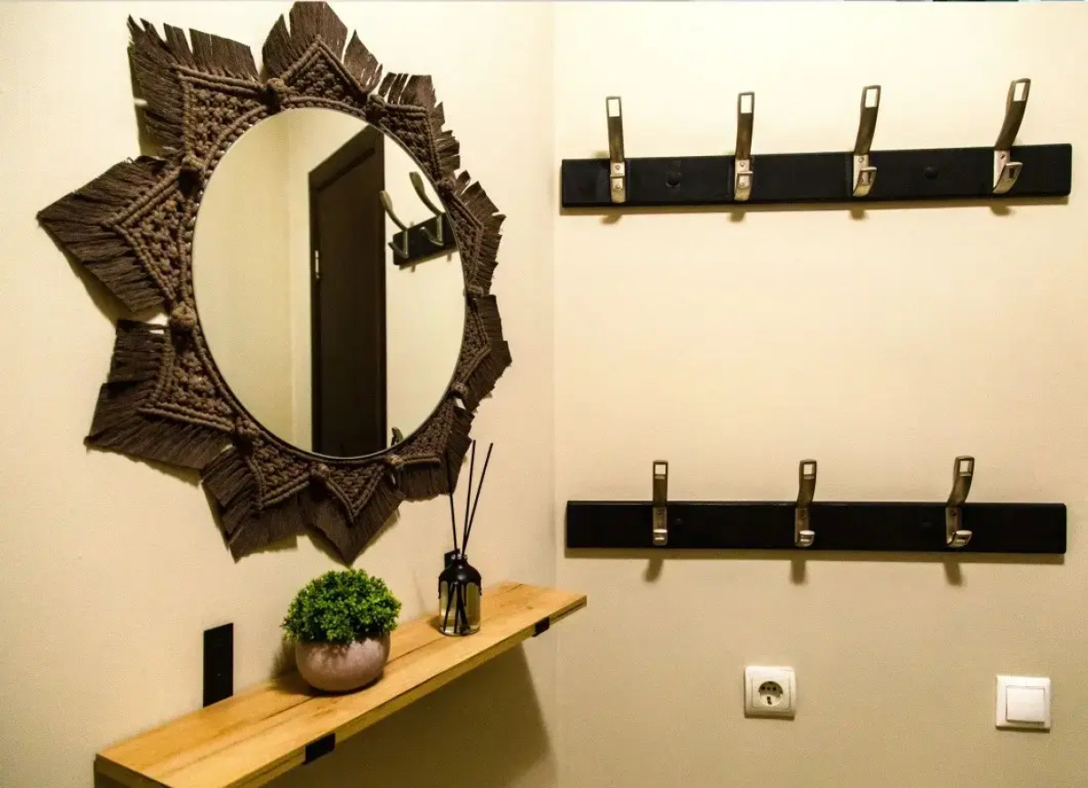 Квартира возле Самолёта