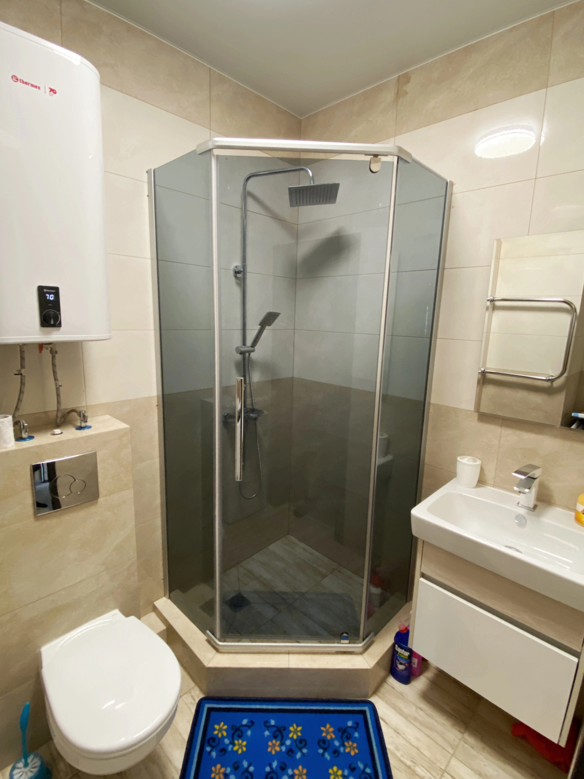 Апартаменты 2х комнатные на Зеленом бульваре 19 на 17 этаже