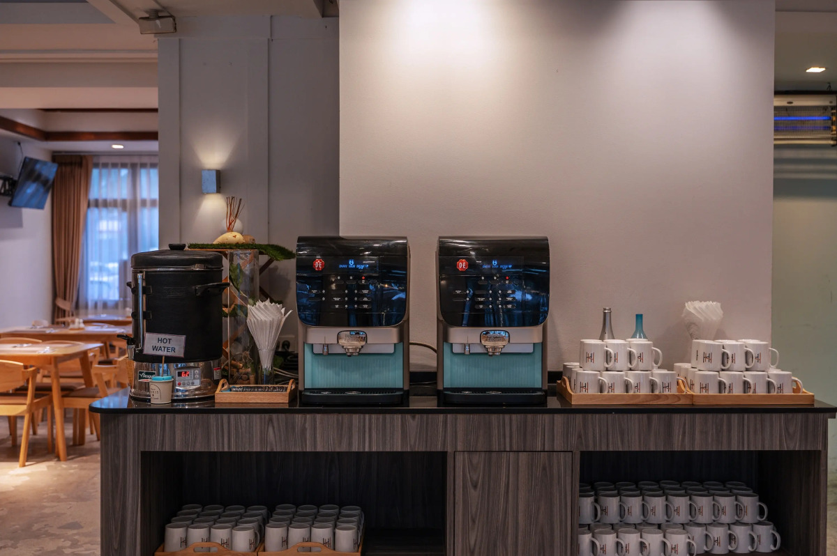 Отель Heeton Concept Pattaya by Compass Hospitality