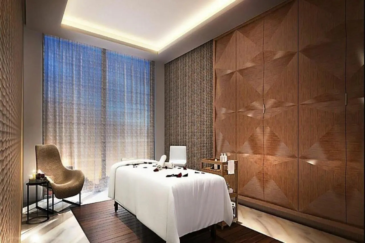 Staybridge Suites Dubai Al-Maktoum Airport, an IHG Hotel