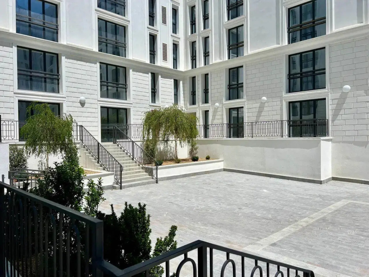 Квартира Граф Толстой