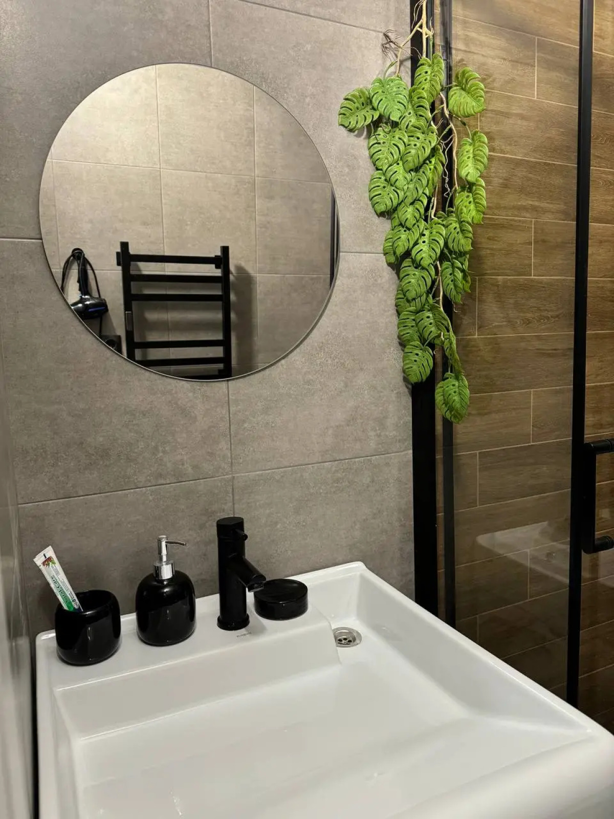 Апартаменты Семейные с красивым видом недалеко от парка Галицкого 1