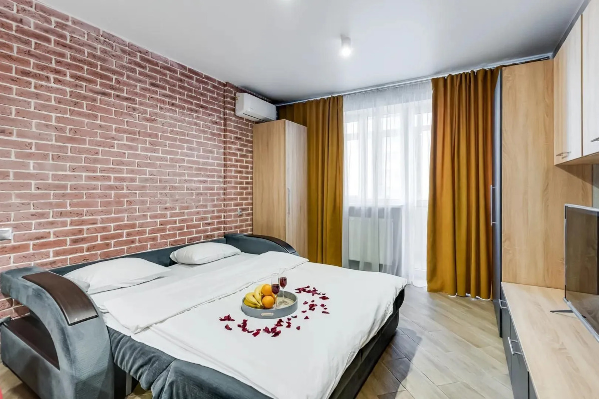 Апартаменты Red студия рядом с ТРЦ Горизонт