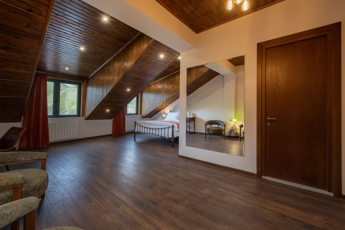 Отель Residence Kazbegi