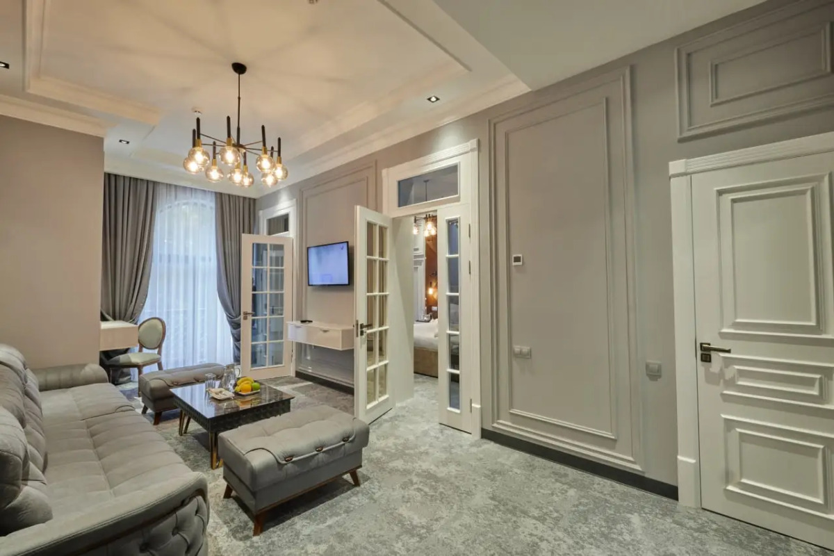 Отель Continental