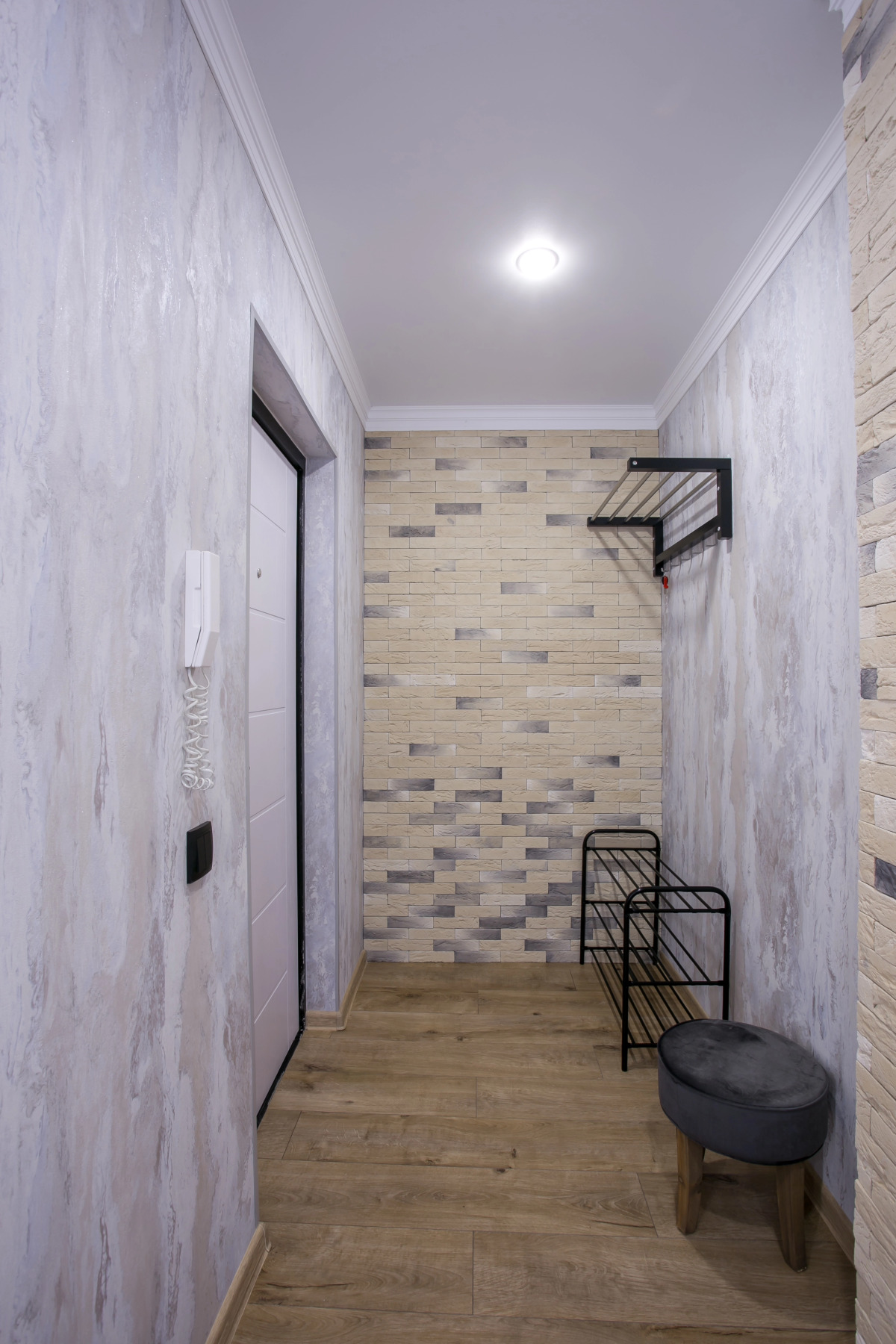 Апартаменты с видом на закат и крыши