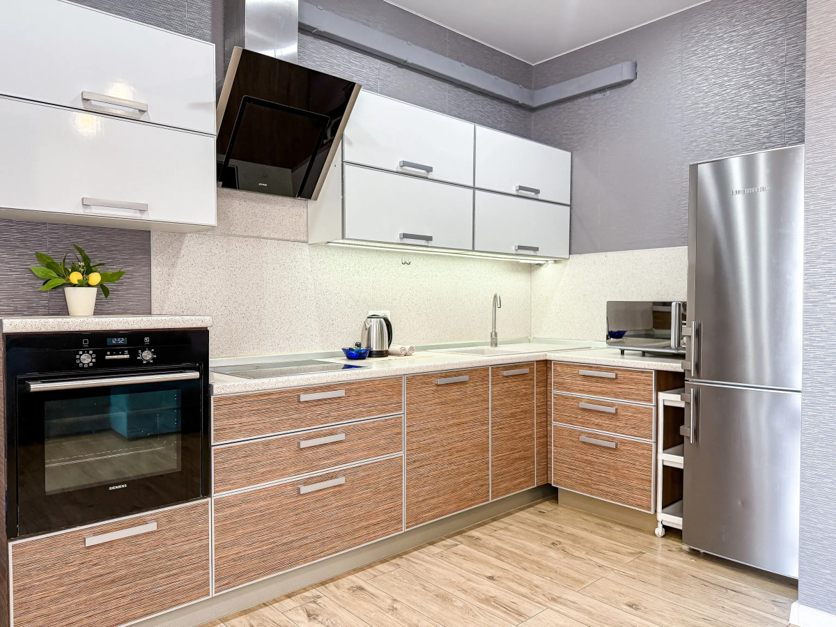 Квартира Уютная студия с потрясающим видом на море в центре