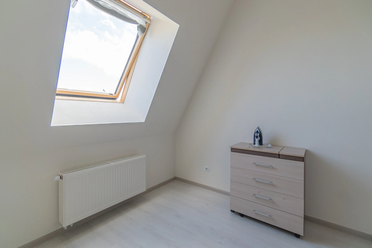 Апартаменты Двухкомнатная Квартира на Мансардном Этаже