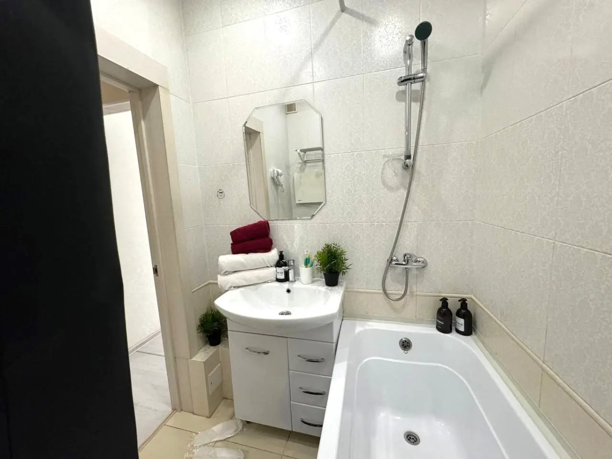 Апартаменты на Баумана 7