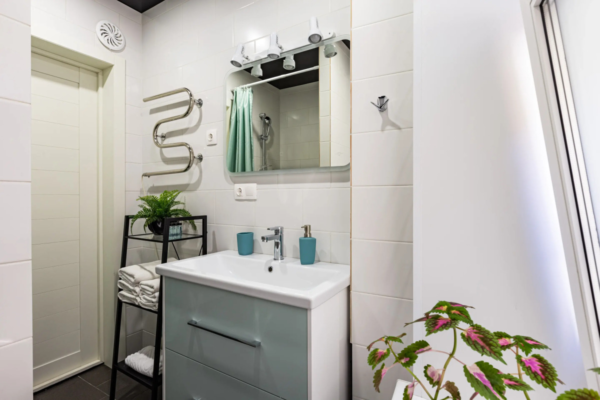 Комфортные апартаменты для троих с видом во двор