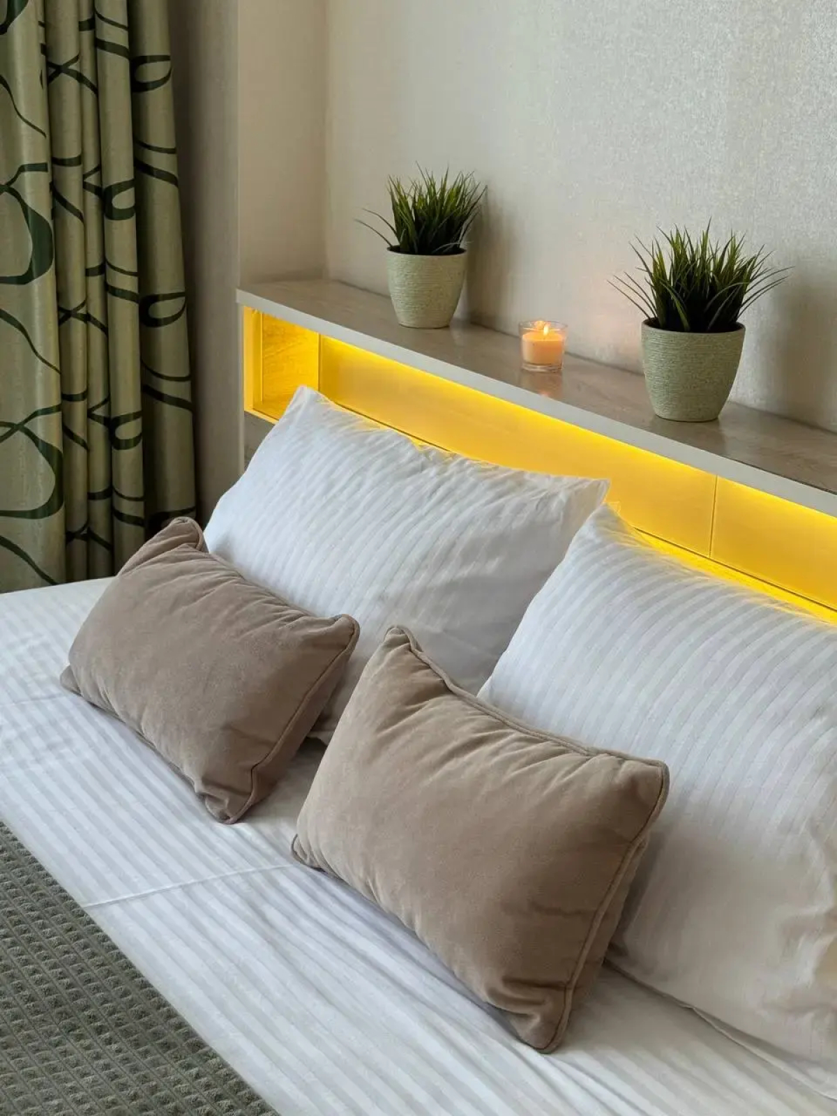 Квартира КвартРента НН с видом на Оку. Географический центр Н.Новгорода