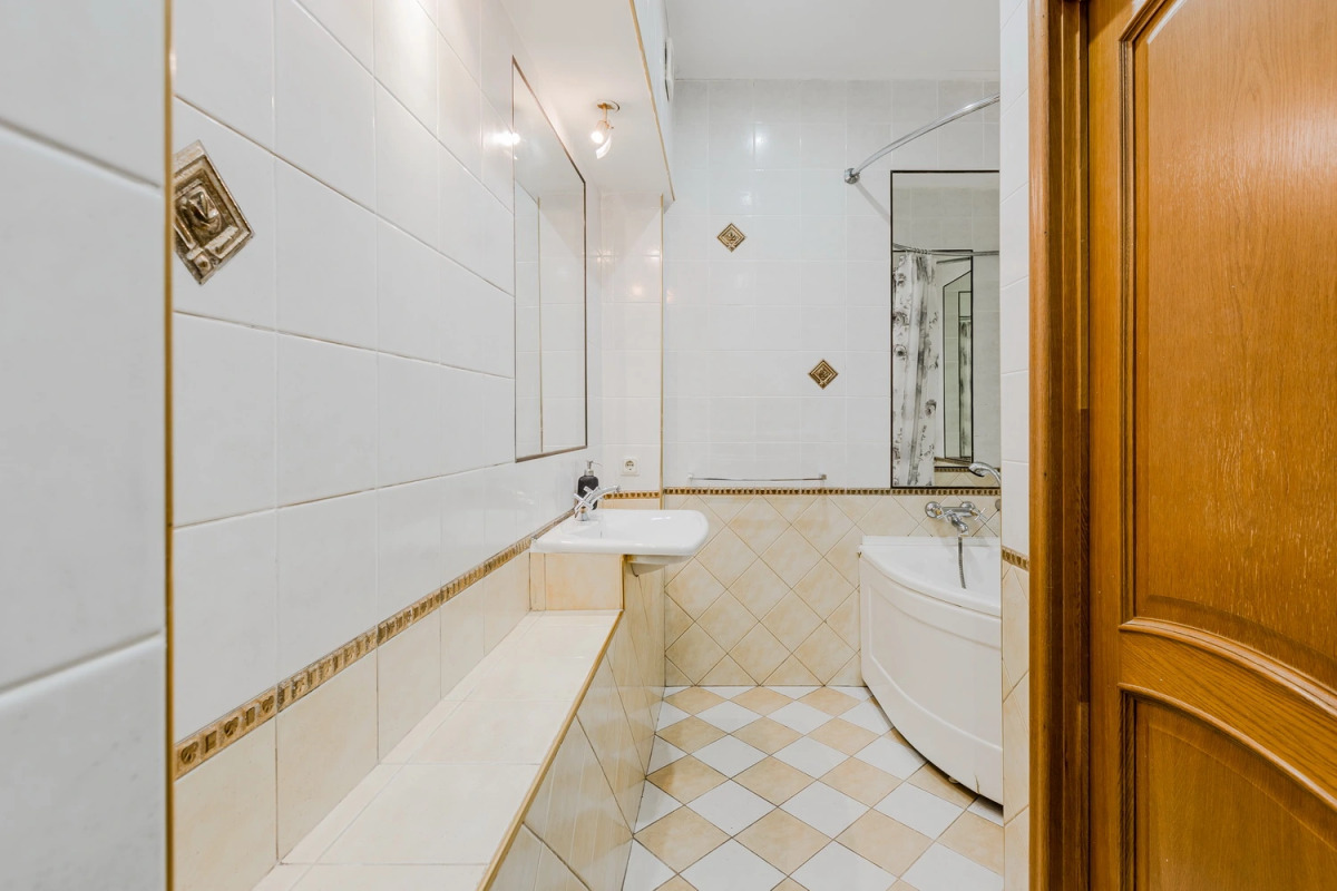 Апартаменты SpbStay с сауной на Невском проспекте 90