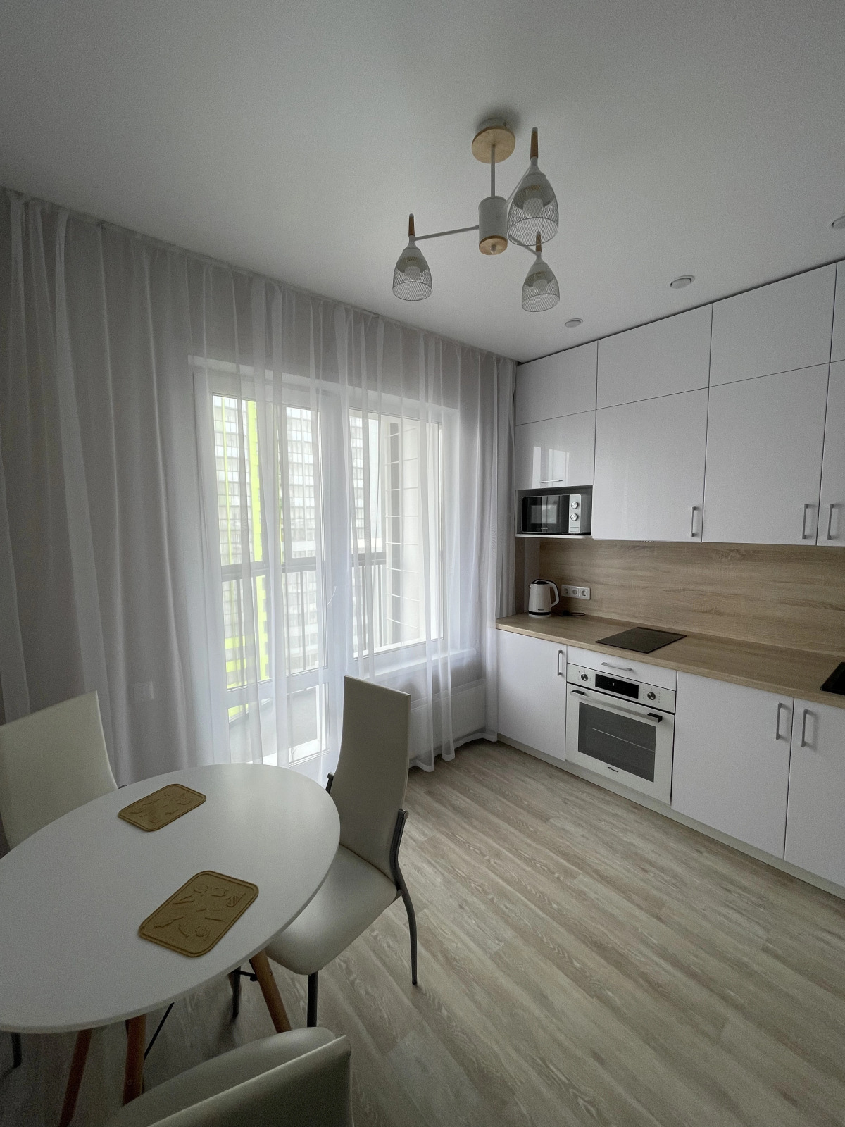 Квартира Ясный Берег 33 (9 этаж)