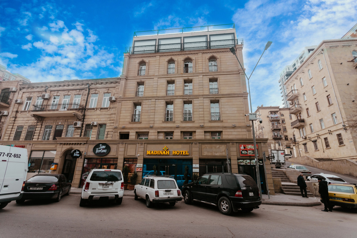 Отель Madinah