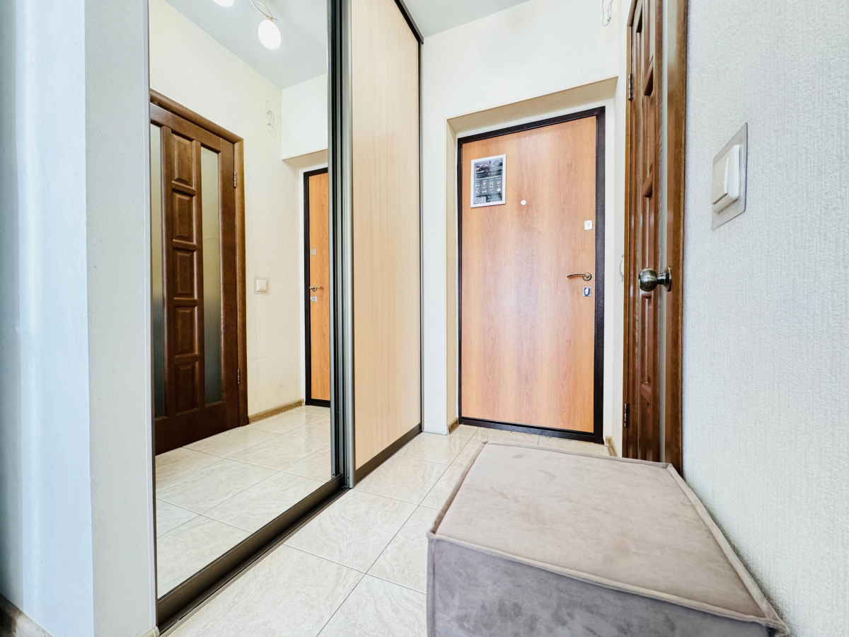 Апартаменты Hugge Place в самом центре [Объект 96]