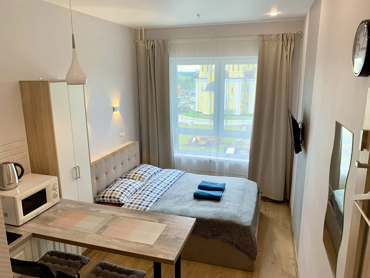 Апартаменты улица Лётчика Ульянина 75.2