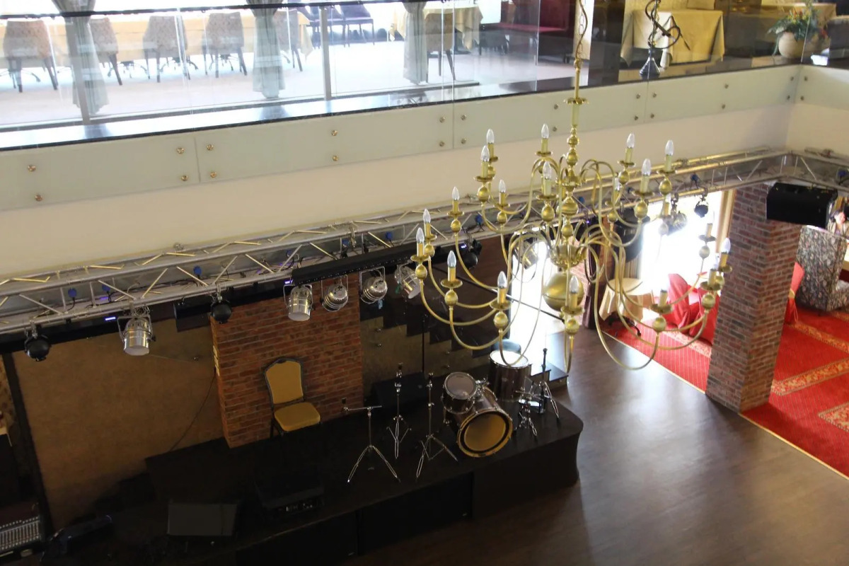 Отель Дрозды Клуб