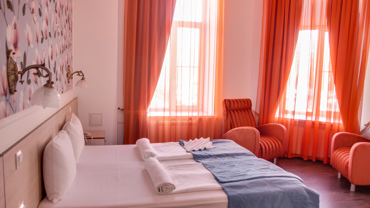 Отель сквер Высоцкого