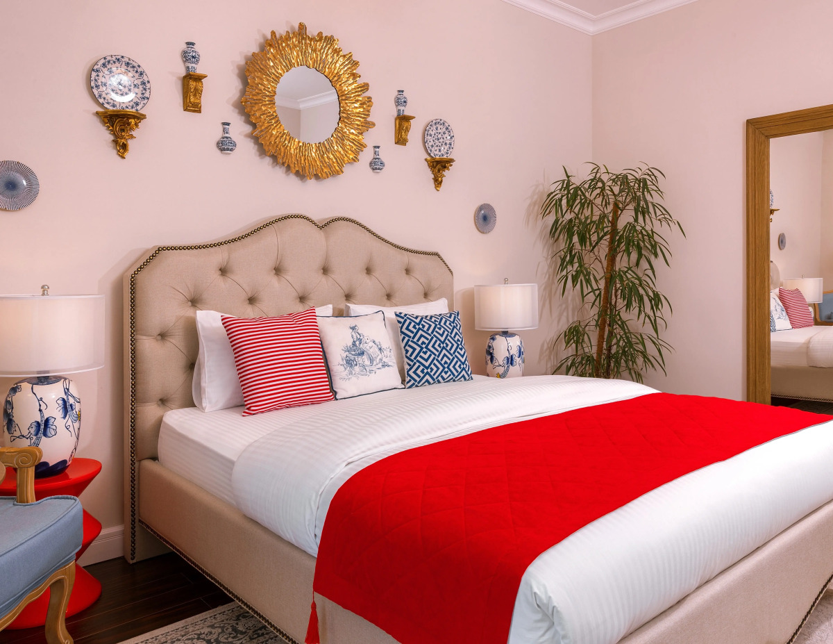 Отель Реавиль