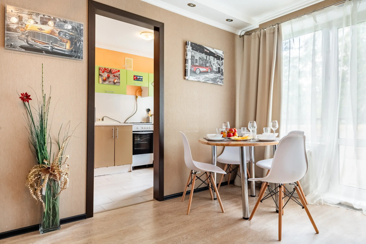 Квартира Просторная двухкомнатная Natali у парка Зюзино